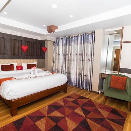 Hotel Marinha Katmandu Dış mekan fotoğraf