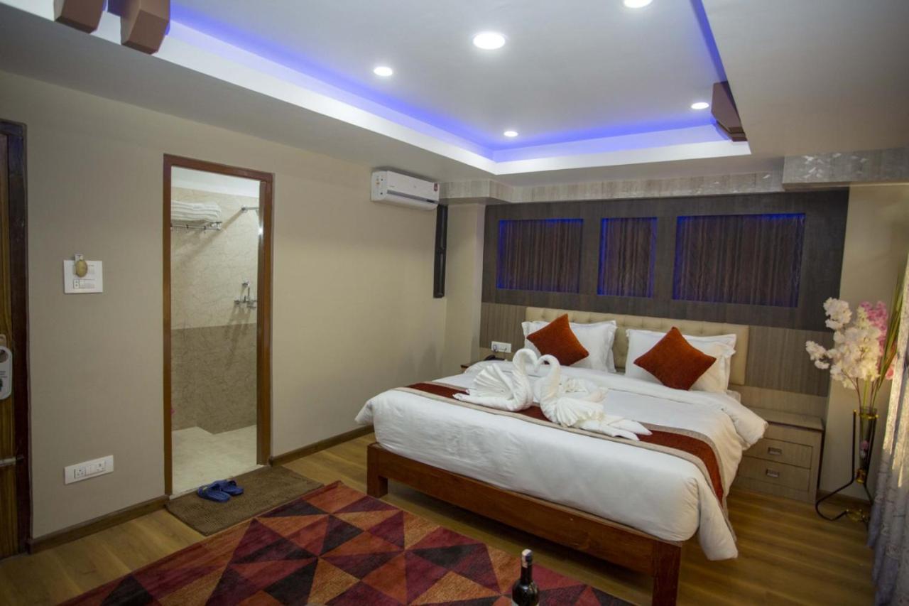 Hotel Marinha Katmandu Dış mekan fotoğraf