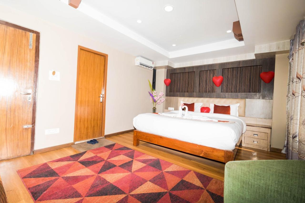 Hotel Marinha Katmandu Dış mekan fotoğraf